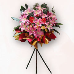 祝賀花牌 B001｜粉紅百合 × 紅掌設計｜大富貴花店 Rich Garden

