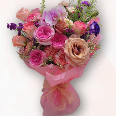高雅粉調花束 F086｜玫瑰 × 蝴蝶蘭 × 紫桔梗｜大富貴花店 Rich Garden
