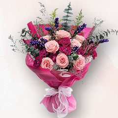 粉紅玫瑰紫星花束 Pink Rose Statice Bouquet，甜美優雅的送花之選｜香港大富貴花店 Rich Garden