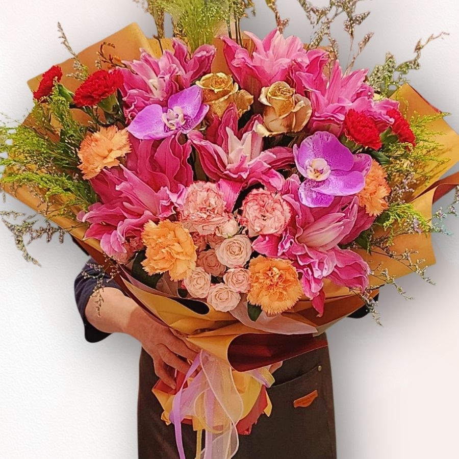 皇家粉重瓣百合花束 F138｜Royal Pink Double Lily Bouquet｜大富貴花店 Rich Garden
