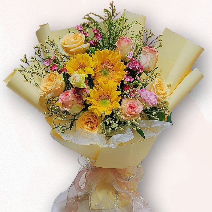 向日葵香檳玫瑰花束 F104｜Sunflower Champagne Rose Bouquet｜大富貴花店 Rich Garden
