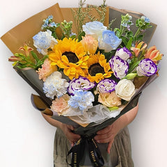 ALT Text
向日葵混色花束 F067｜Sunflower Mixed Flower Bouquet｜大富貴花店 Rich Garden
