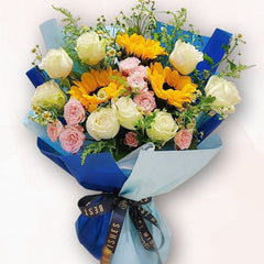 向日葵白玫瑰混色花束 F090｜Sunflower White Rose Bouquet｜大富貴花店 Rich Garden
